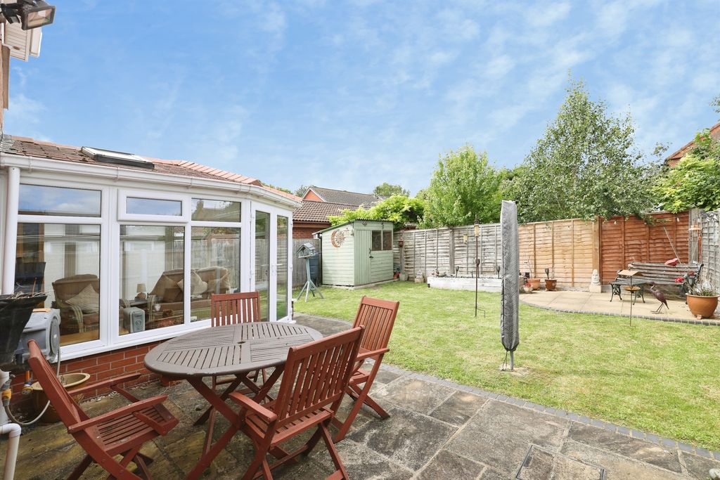 Property photo 2 of 15