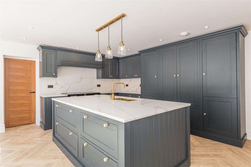 Property photo 3 of 39 No2_51.Jpg