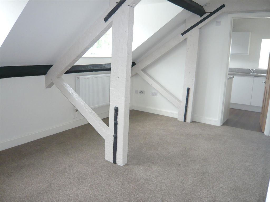 Property photo 2 of 7 P1220965.Jpg