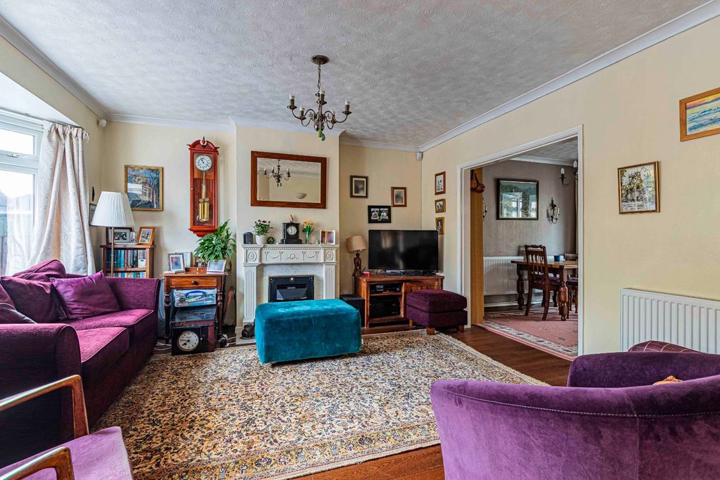 Property photo 2 of 20 Picture No. 21