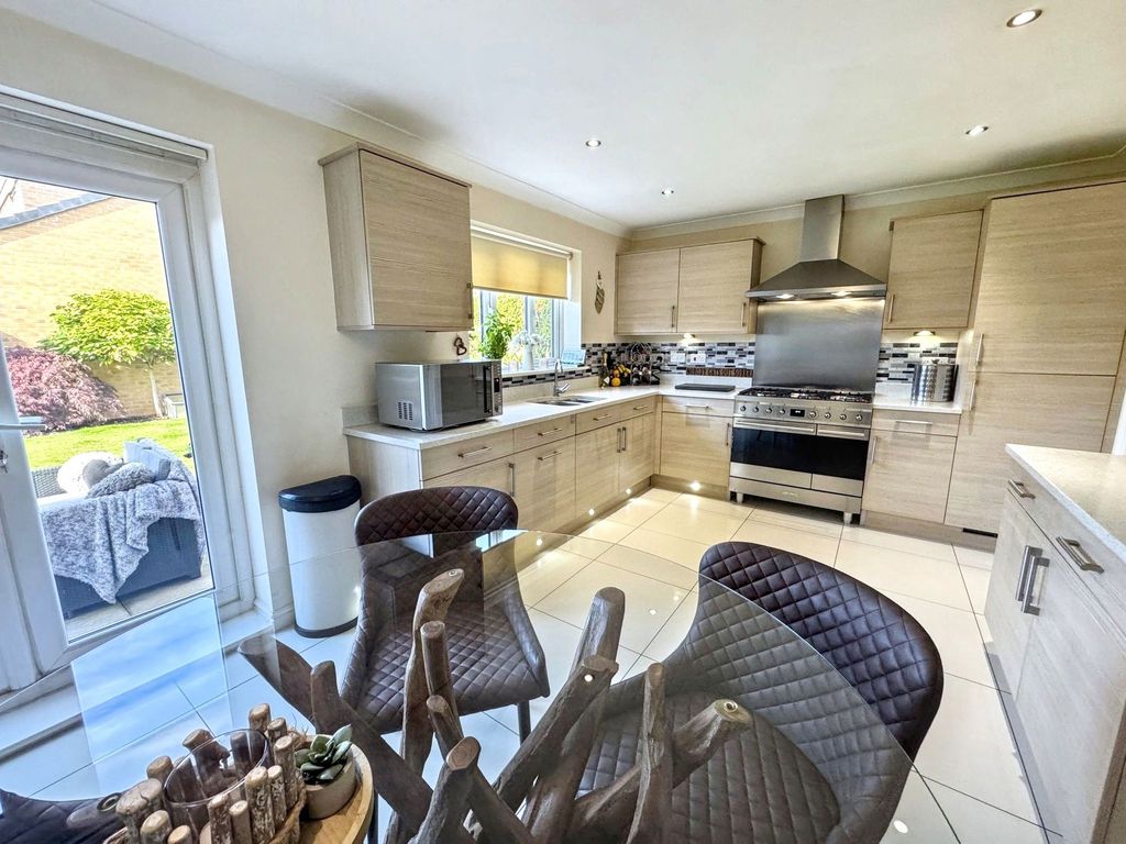 Additional image 9 of 5 bed detached house for saleCresta View, Houghton Le Spring DH5