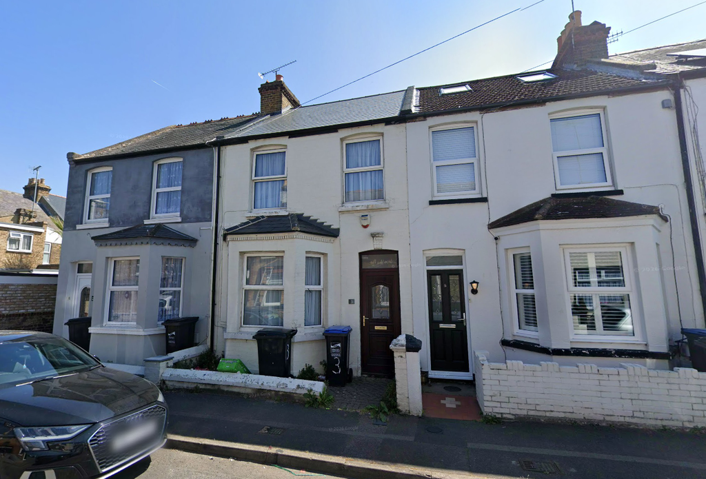 Property photo 1 of 1