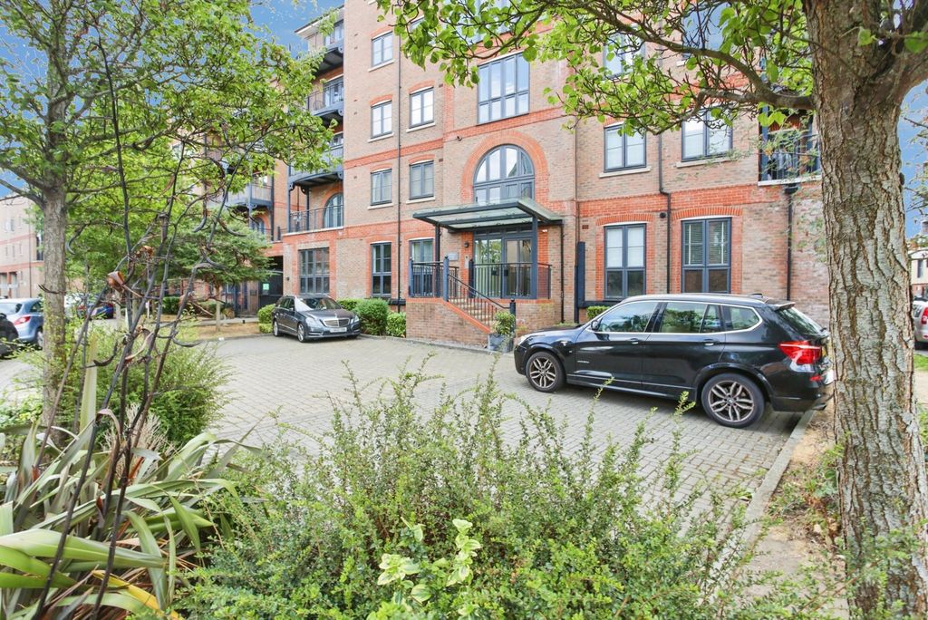 Property photo 1 of 15 Pbox-Img.Jpg