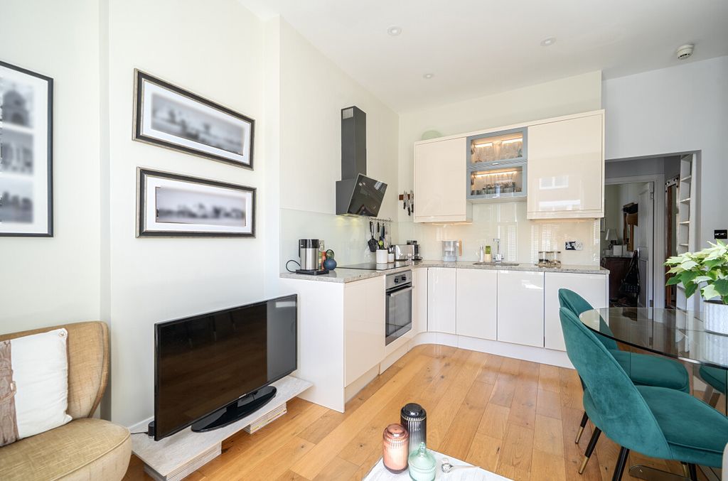 Property photo 3 of 20 1451029-14-69Ea06...