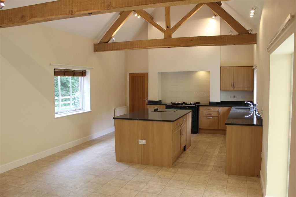 Additional image 9 of 5 bed barn conversion to rentBransbury, Barton Stacey, Winchester SO21