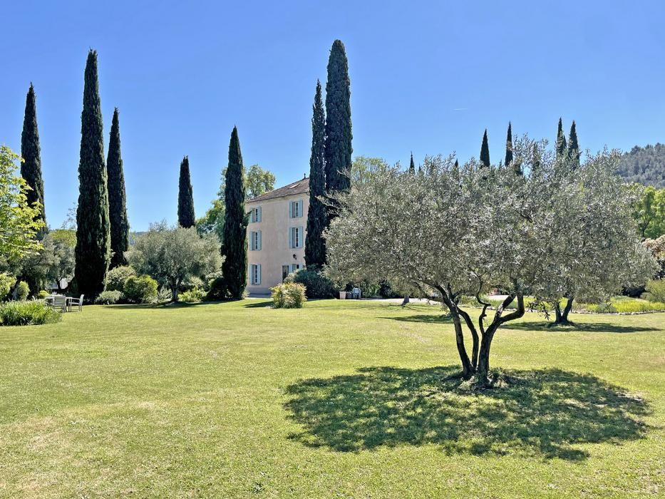 Property photo 3 of 14 Image