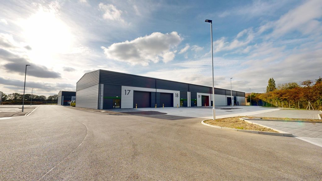 Property photo 1 of 6