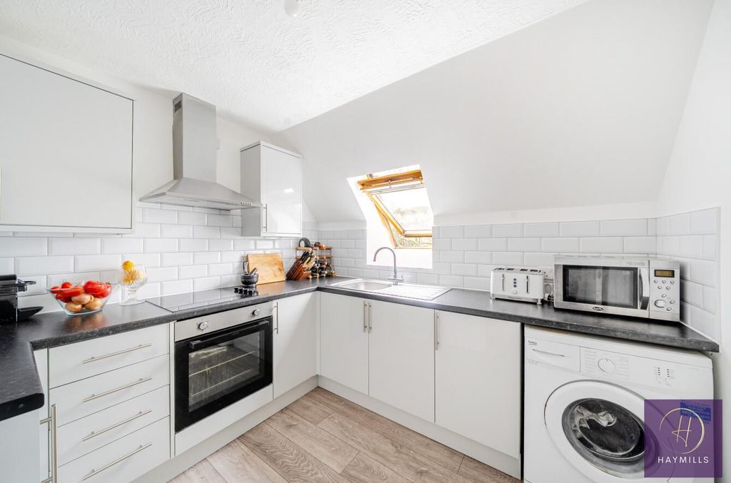 Property photo 2 of 19 c030E362-Afa0-47Fa-B119-432A4E117Fff.Jpg