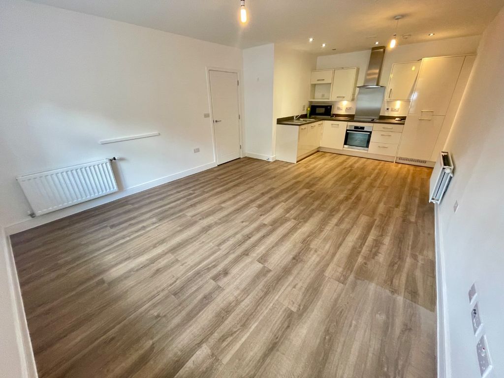 Property photo 2 of 9 4732433