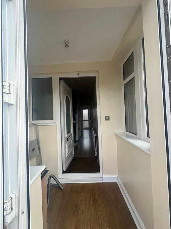 Property photo 2 of 18 Photo 3