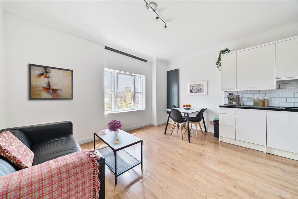 Property photo 1 of 11 3.Jpg