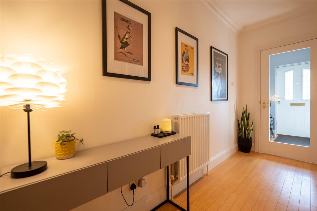 Additional image 12 of 4 bed property for saleGraybank Road, Perth PH2