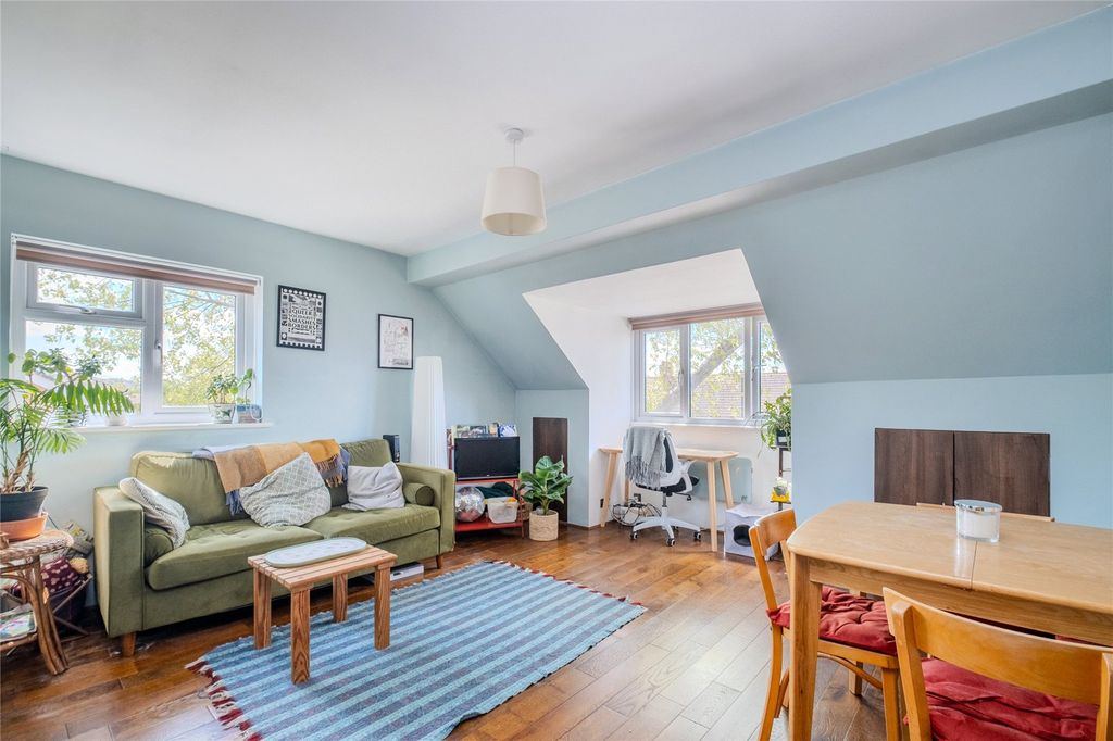 Property photo 1 of 5 Picture No. 10