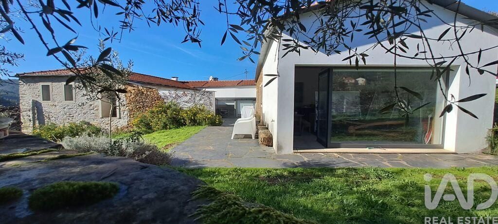 Property photo 1 of 30