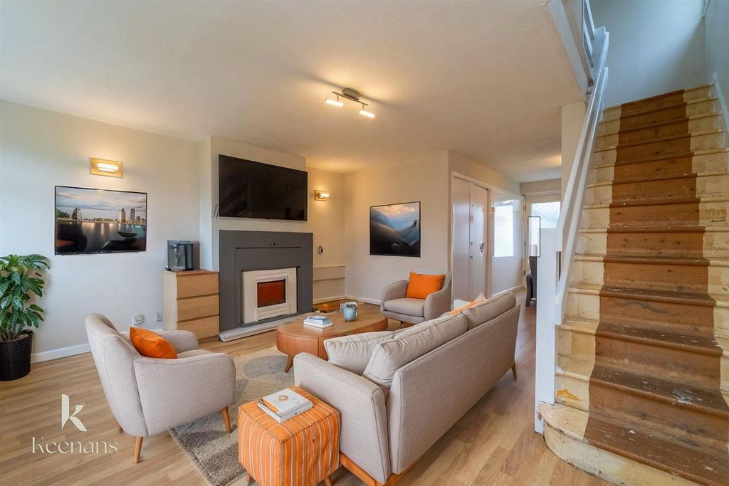 Property photo 2 of 36 Dsc01149 - Living Room - Standard.Jpg