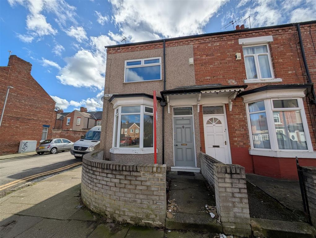 Property photo 1 of 11 Externally