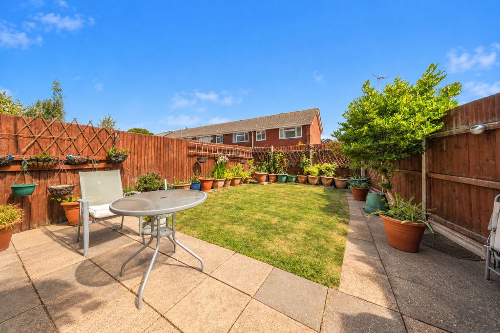 Property photo 2 of 16