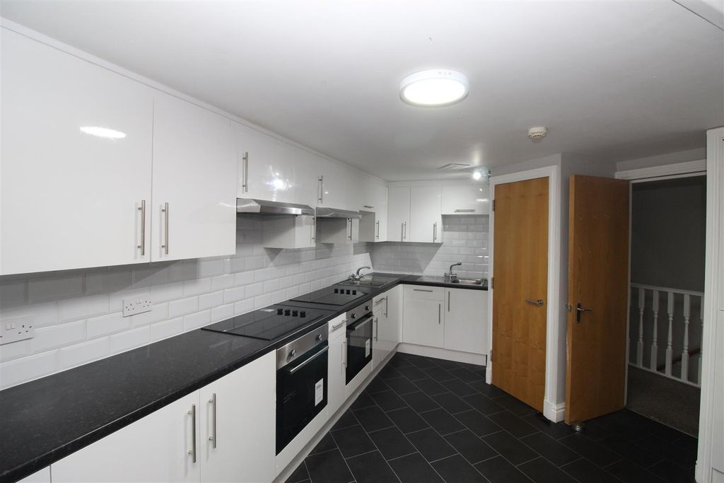 Property photo 1 of 27 Img_0447.Jpg