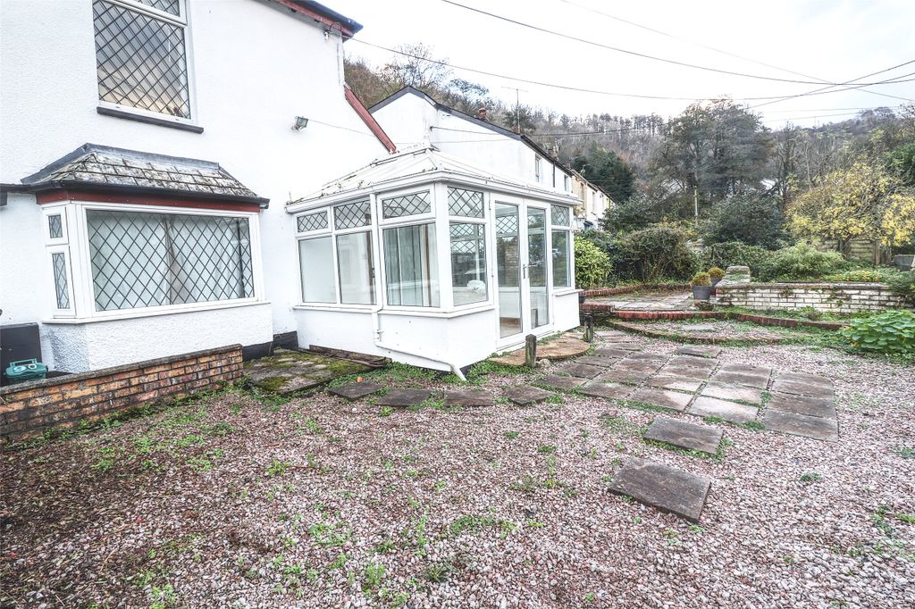 Property photo 2 of 18 Picture No. 46