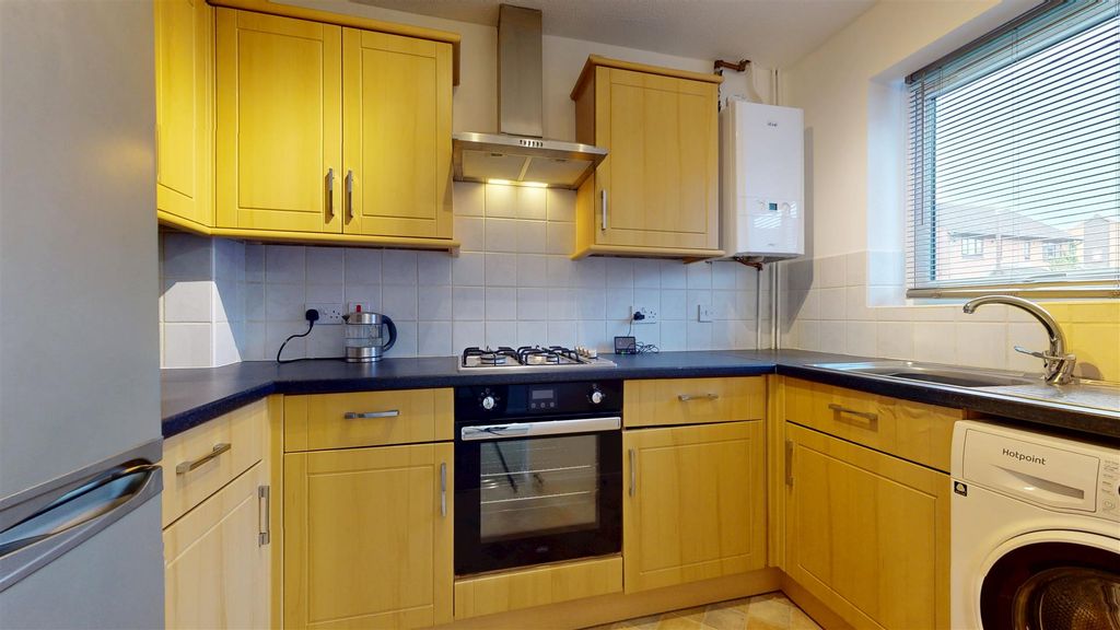 Property photo 2 of 14 02152026_163911.Jpg