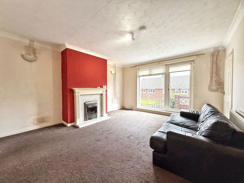 Property photo 3 of 17