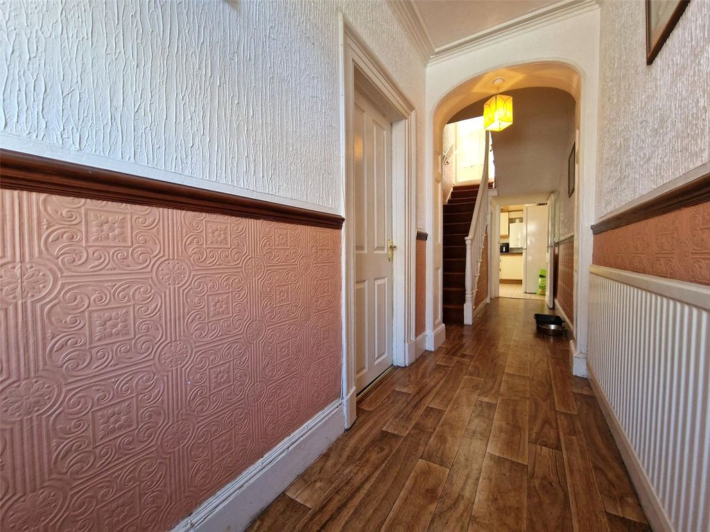 Property photo 2 of 19 Picture No. 03