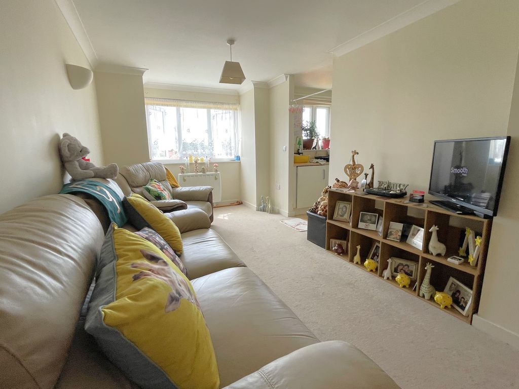 Property photo 3 of 9 Img_7164
