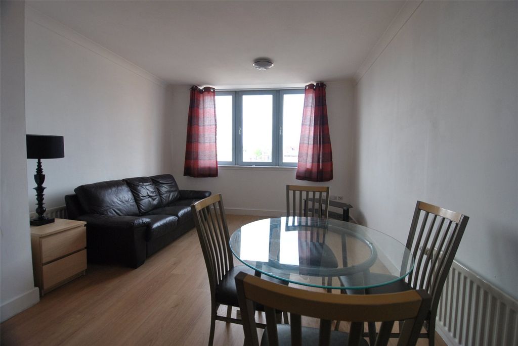 Property photo 2 of 8 Photo 2