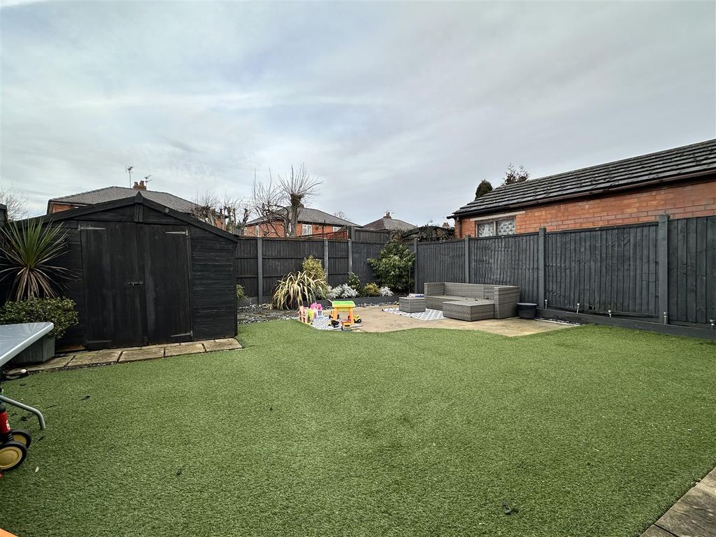 Property photo 3 of 21