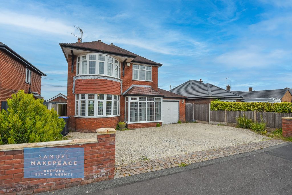 Property photo 1 of 20 Three Bedroom Detached Property With Stunning Field Views And Integral Garage