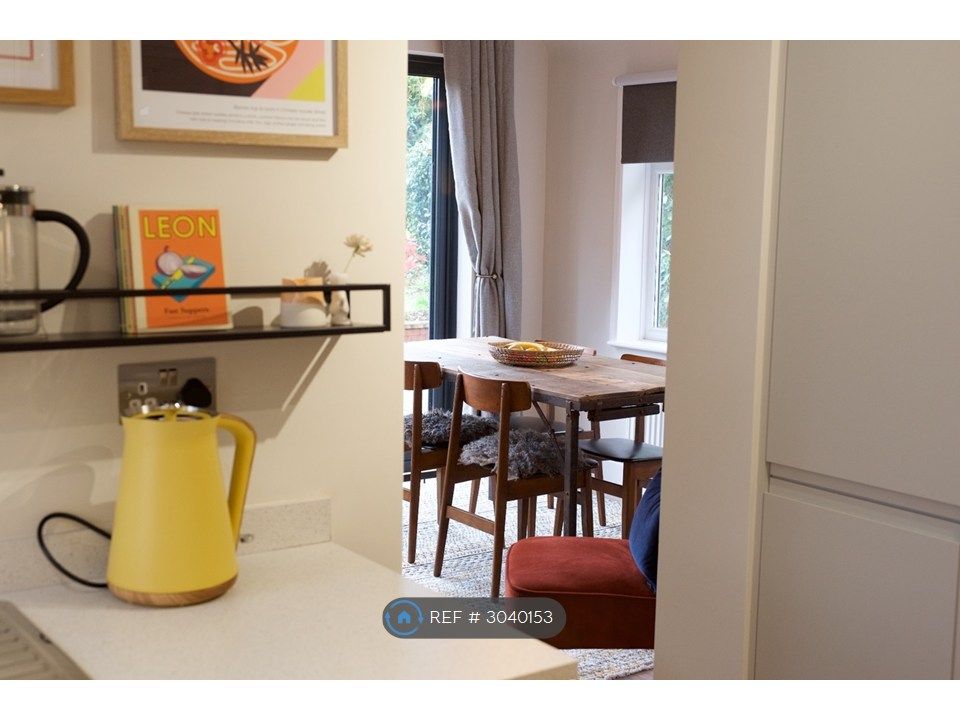 Property photo 3 of 13 Dining Room