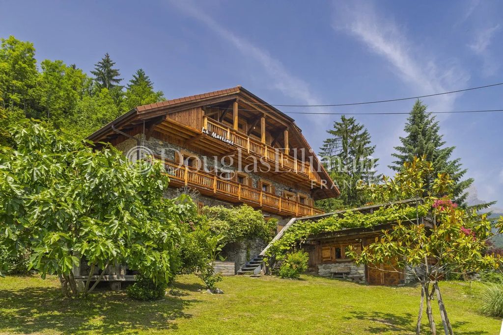 Property photo 2 of 34