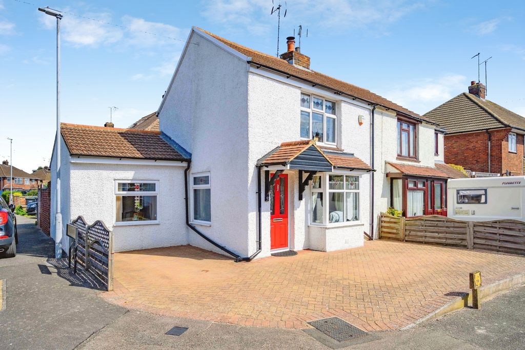 Property photo 1 of 16 Pbox-Img.Jpg