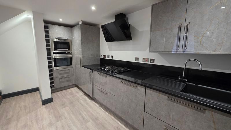 Property photo 3 of 23 Photo 2