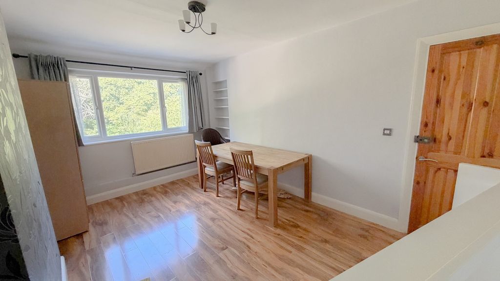Property photo 2 of 25 Not Specified