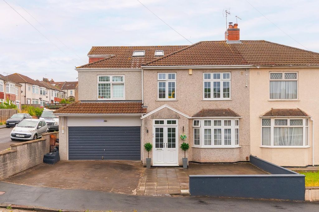 Property photo 2 of 46 0A2Aee - External G.Jpg