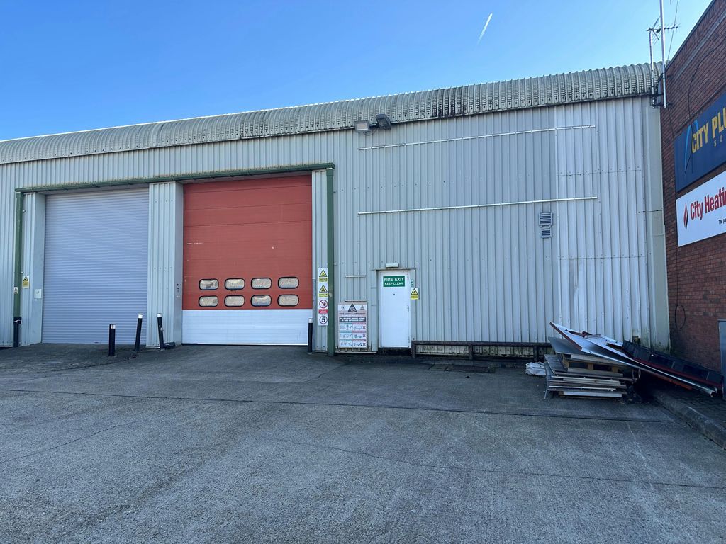 Property photo 2 of 4 Roller Shutter.Jpg
