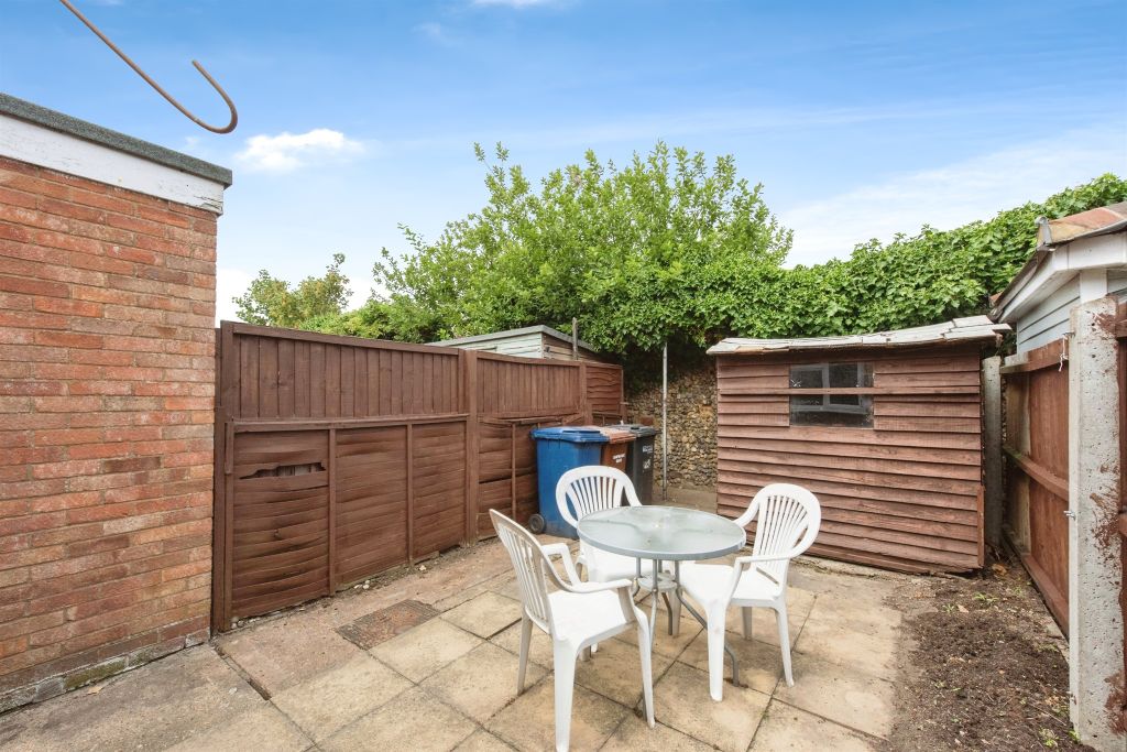 Property photo 2 of 14