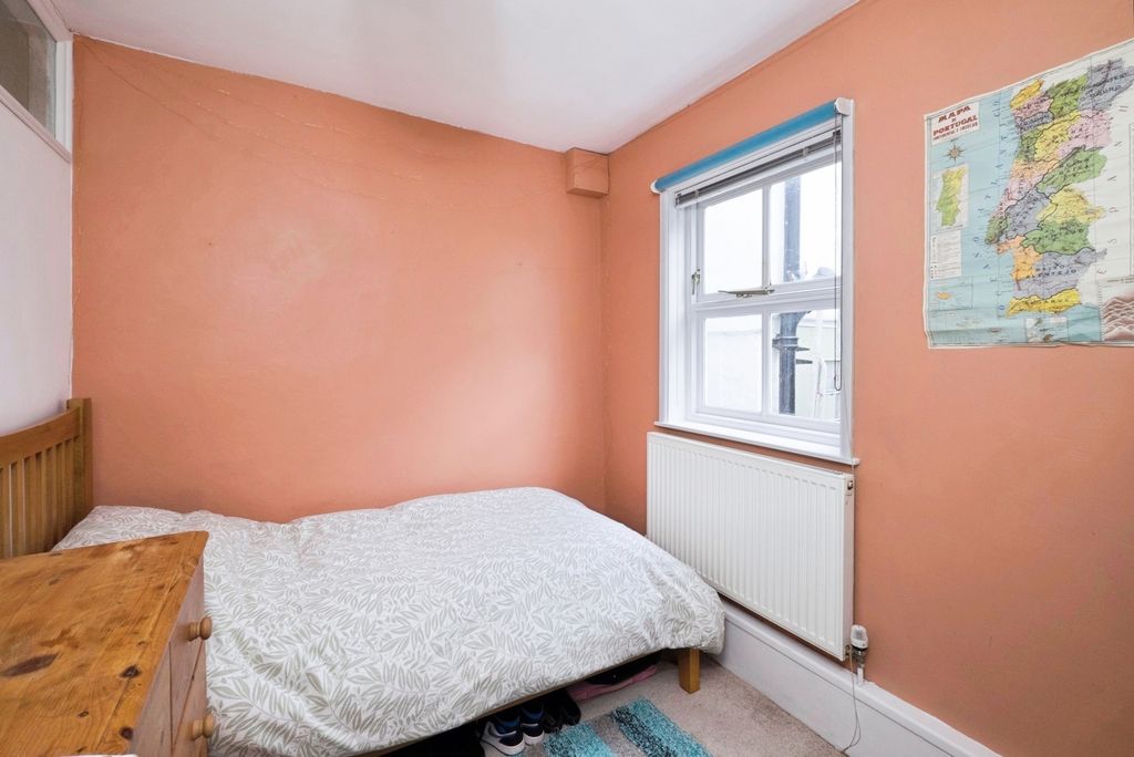 Additional image 10 of 2 bed flat for salePenrose Terrace, Penzance, Cornwall TR18