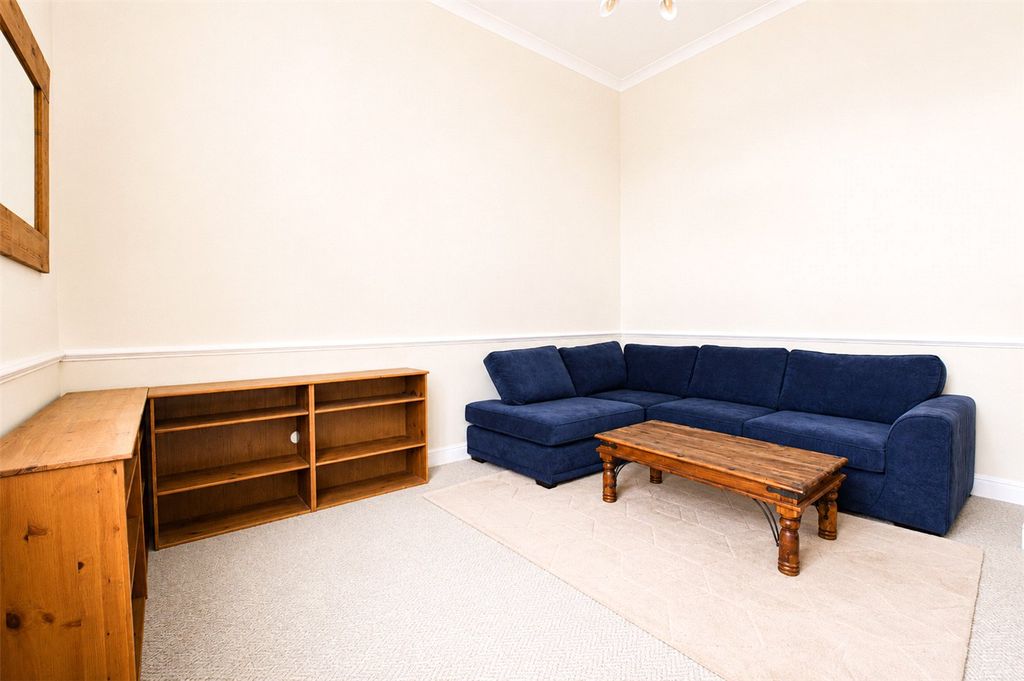 Property photo 3 of 7 Picture No. 06