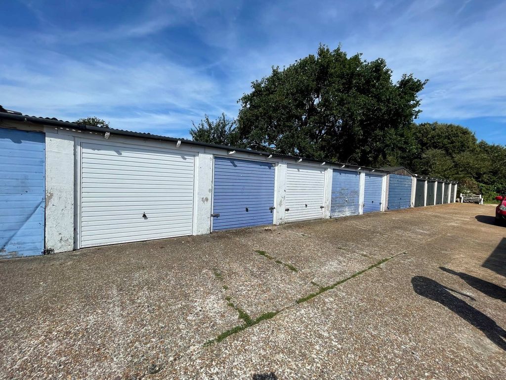 Property photo 2 of 2