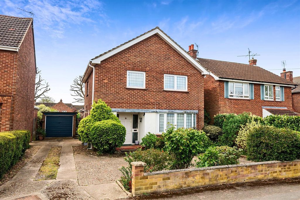 Property photo 1 of 19 Front H.Jpg