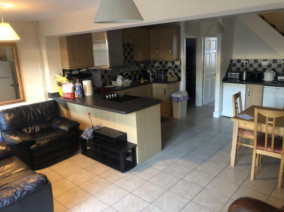 Property photo 1 of 11 Living Area