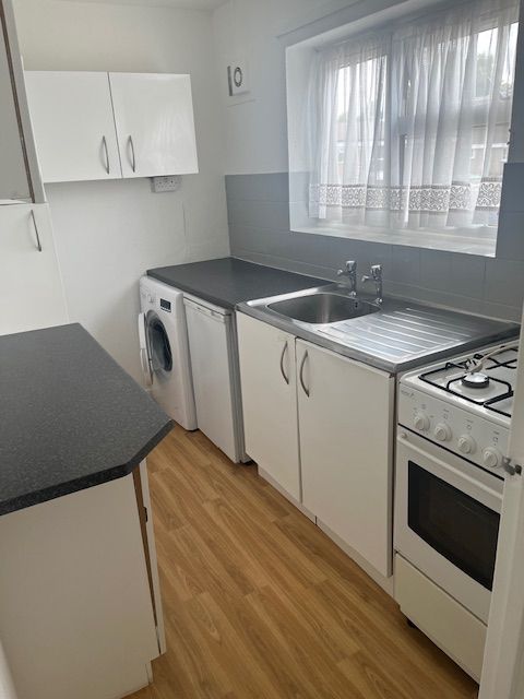 Property photo 3 of 4 Kitchen