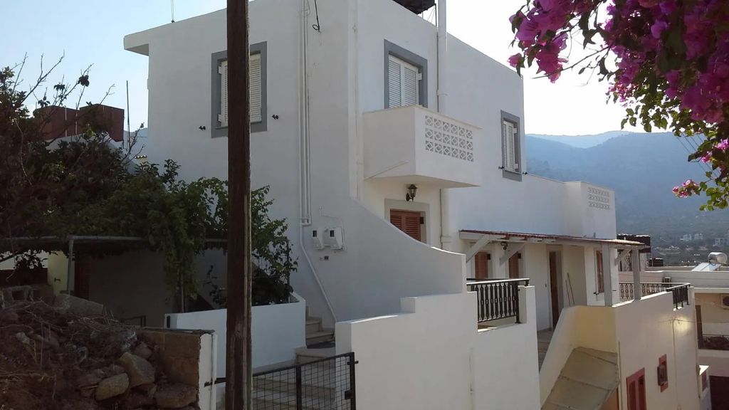 Property photo 3 of 4