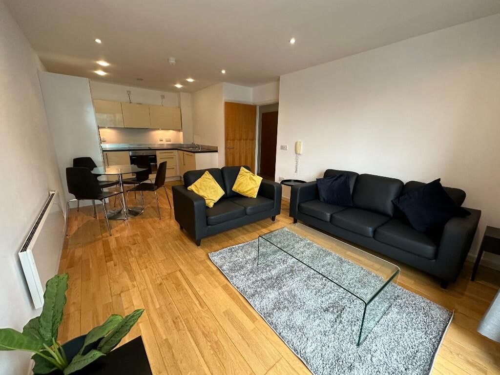 Property photo 1 of 4 Broughton Rd