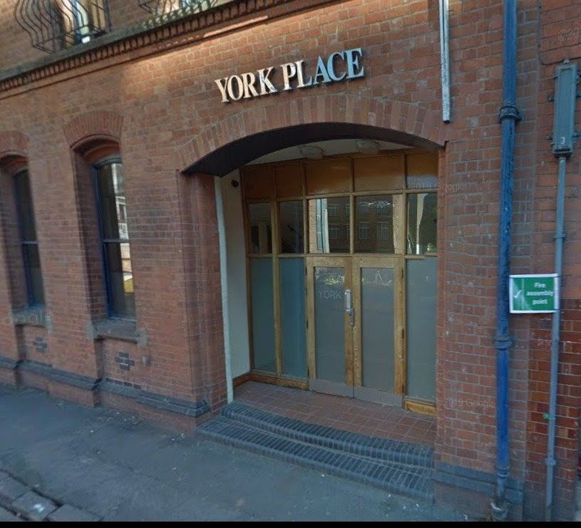 Property photo 1 of 9