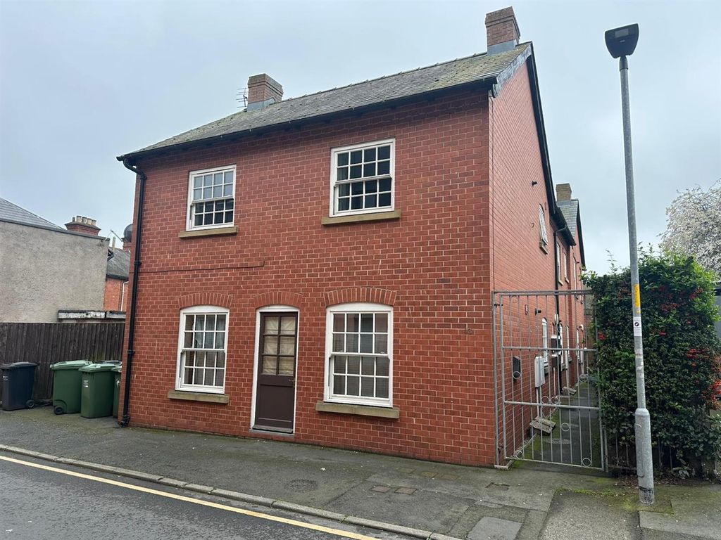 Property photo 1 of 5