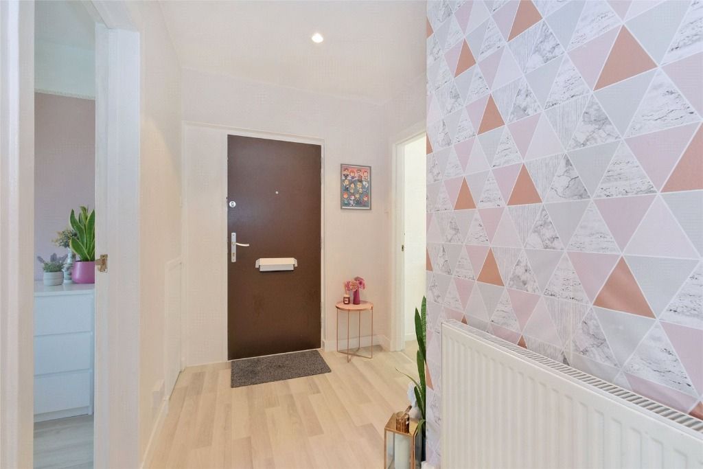 Property photo 2 of 9 Photo 2