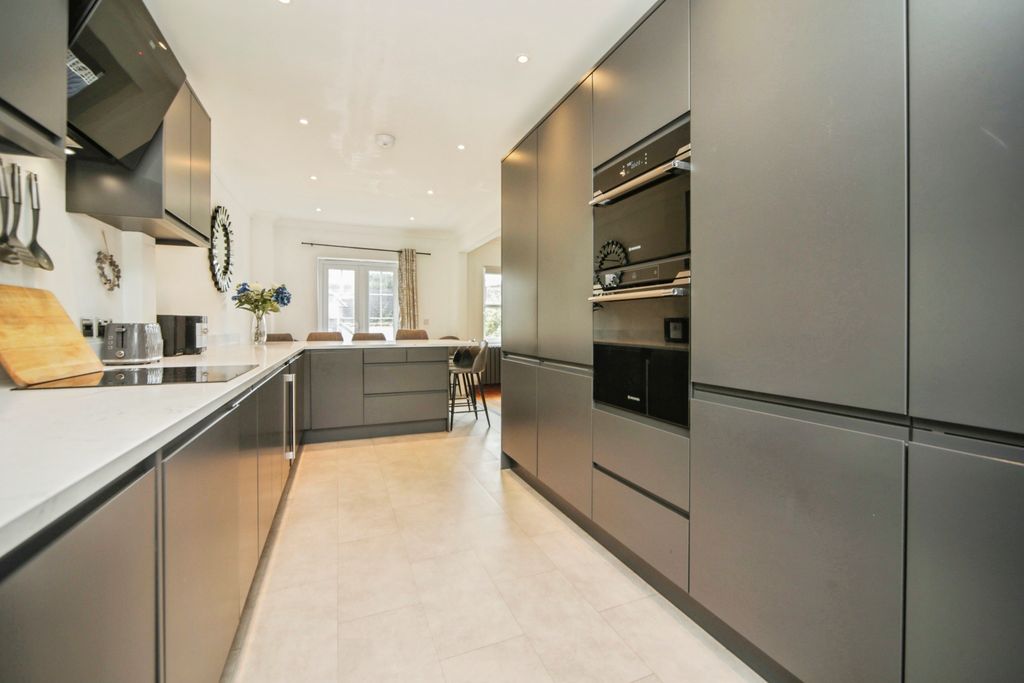 Property photo 3 of 26 9T5A0091